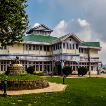 luxury hotels near shimla